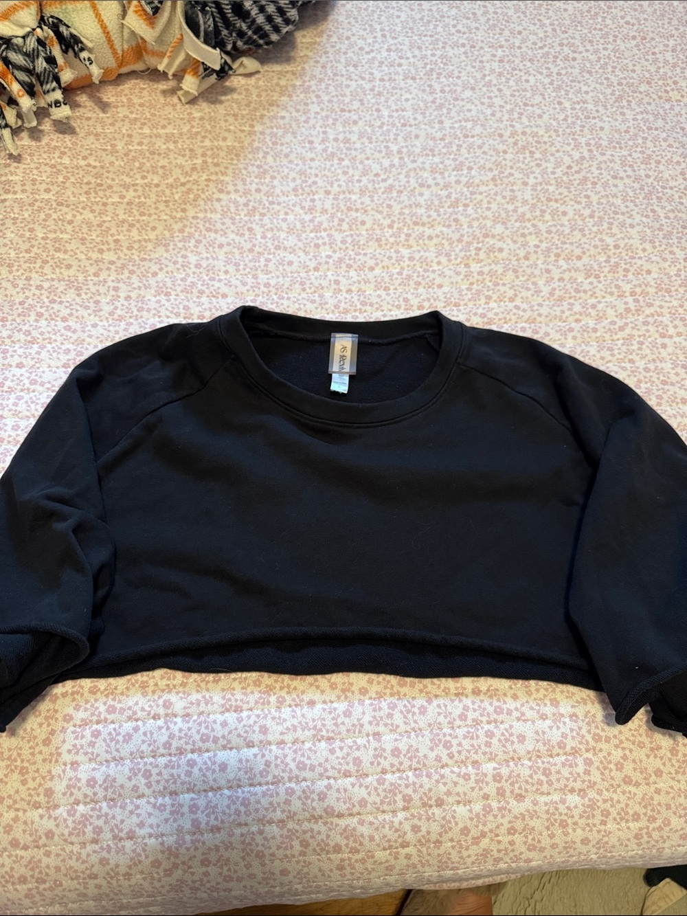 Altar'd State Black Cropped Crewneck Sweatshirt